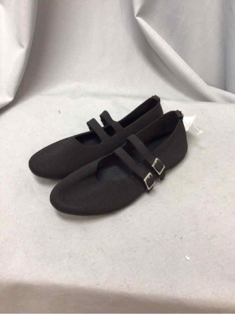 TAHARI SIZE 7 1/2 Ladies SHOES