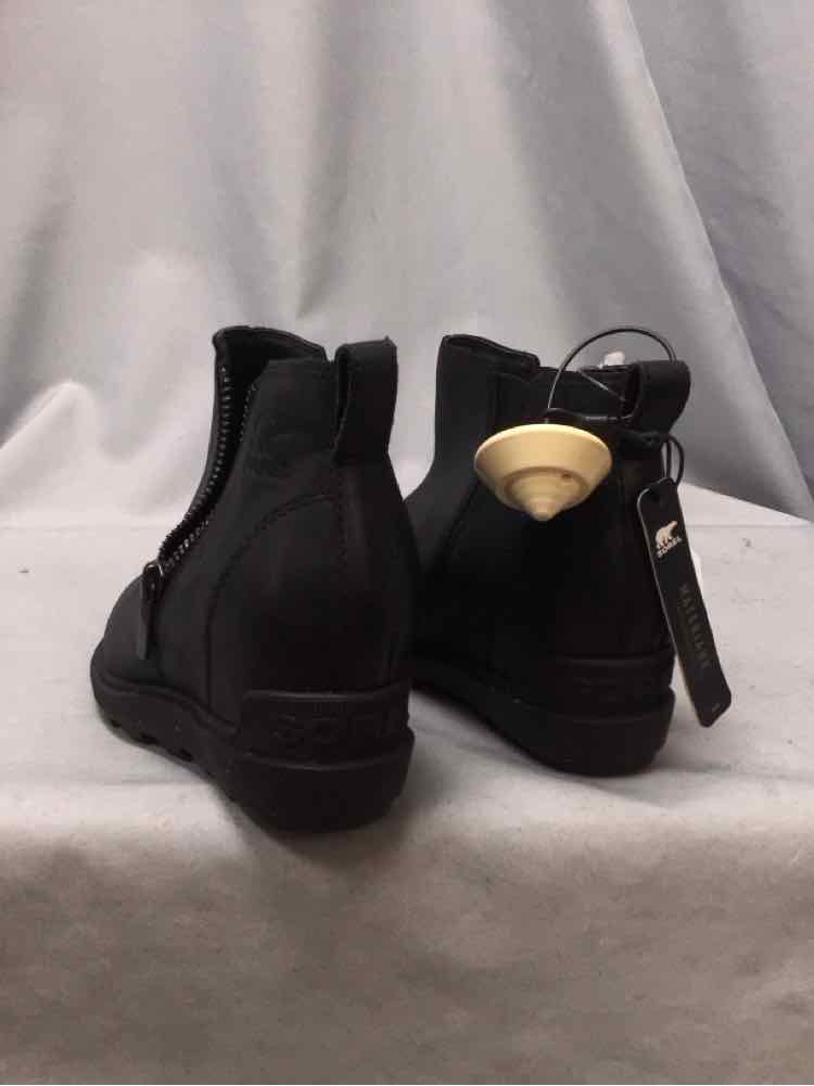 SOREL SIZE 7 Ladies SHOES
