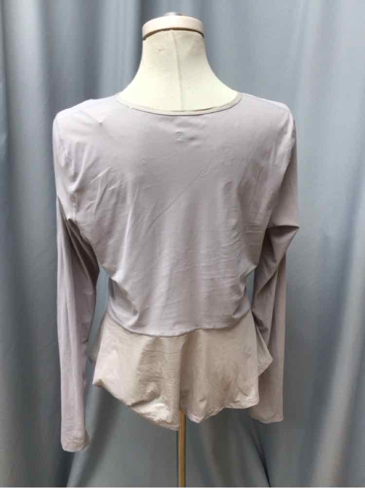 LULULEMON SIZE MEDIUM Ladies EXERCISE