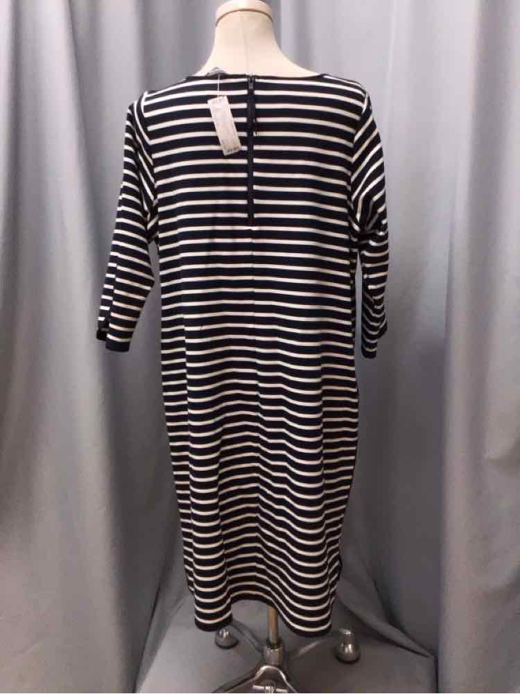 LANDS END SIZE 18 Ladies DRESS