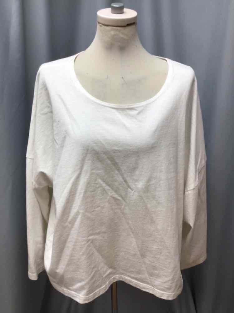 BRYN WALKER SIZE MEDIUM Ladies TOP