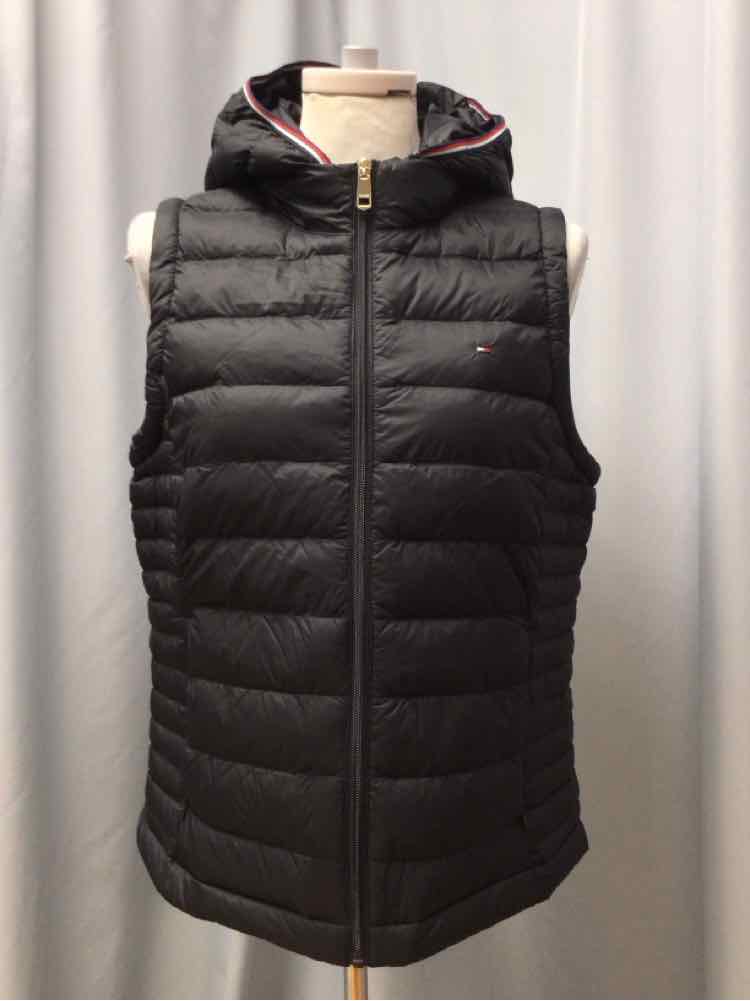 TOMMY HILFIGER SIZE MEDIUM Ladies JACKET