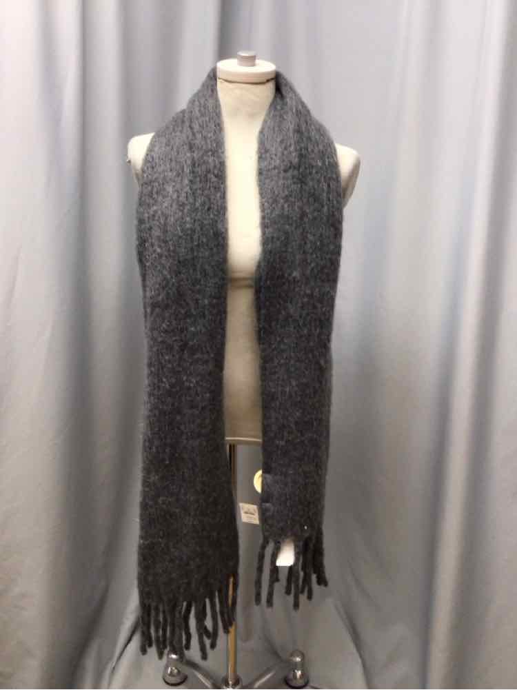 J CREW Ladies SCARF