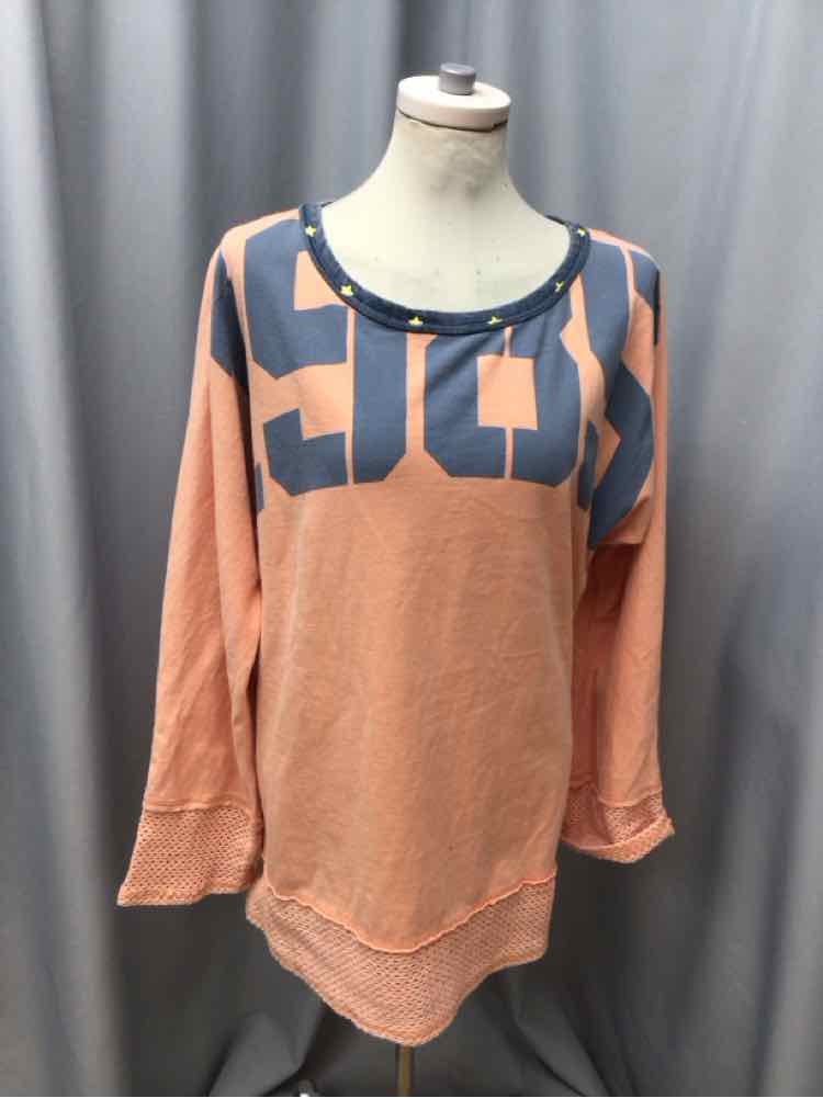 WE THE FREE SIZE LARGE Ladies TOP