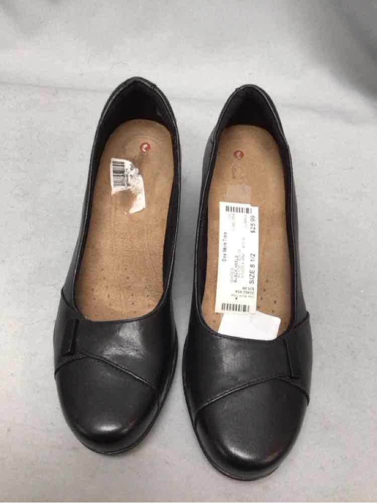 CLARKS SIZE 8 1/2 Ladies SHOES