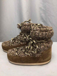 MOON BOOTS SIZE 5/6 Ladies SHOES