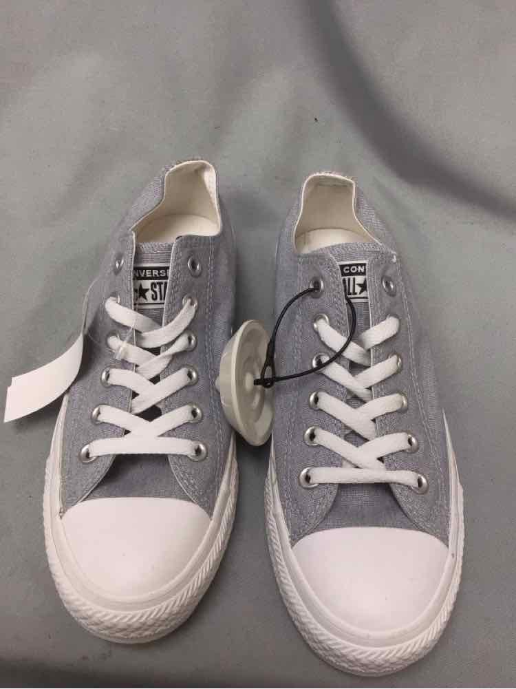 CONVERSE SIZE 8 Ladies SHOES
