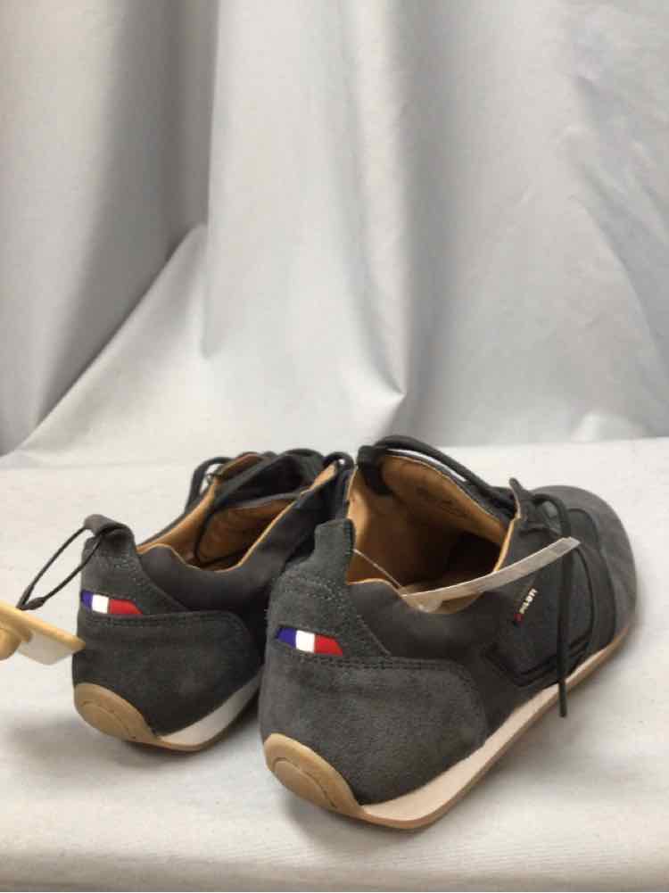 SIZE 8 1/2 PILOTI Men's SHOES