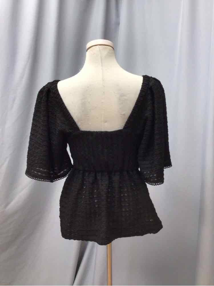 SARAH HANN SIZE SMALL Ladies BLOUSE