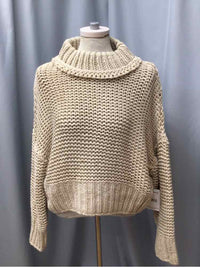 FREE PEOPLE SIZE MEDIUM Ladies TOP