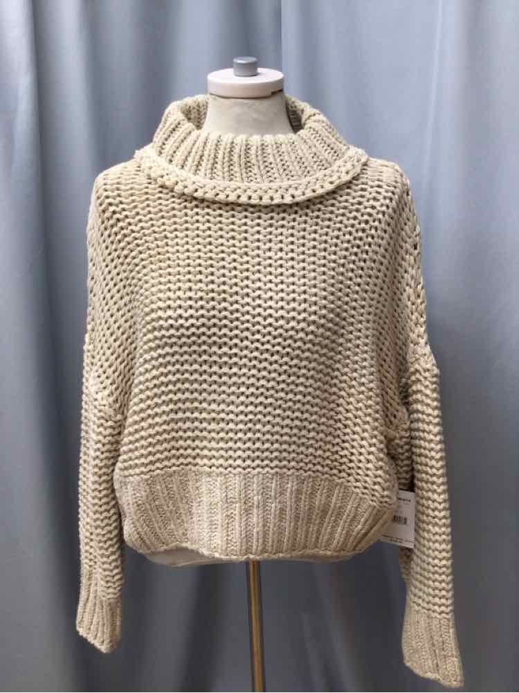 FREE PEOPLE SIZE MEDIUM Ladies TOP