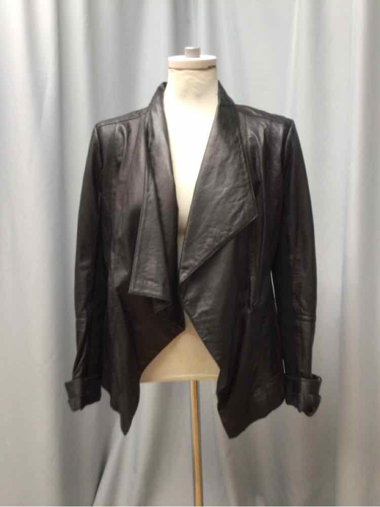 TROUVE SIZE LARGE Ladies JACKET