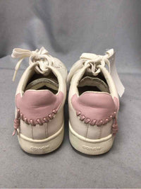 COACH SIZE 9 1/2 Ladies SHOES