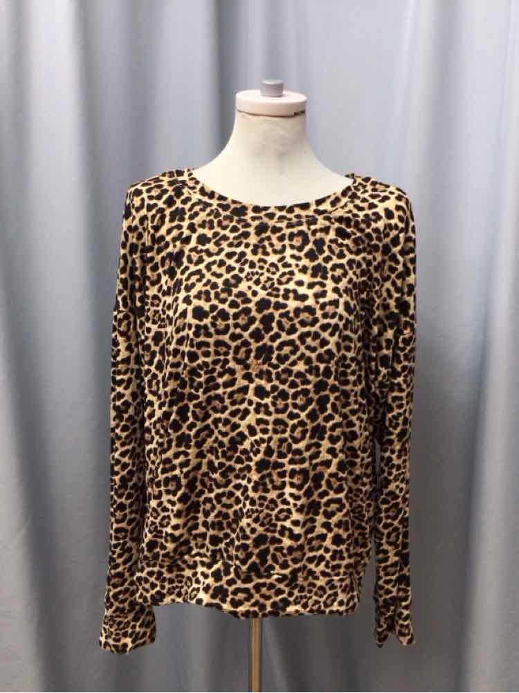 SOCIALITE SIZE LARGE Ladies TOP