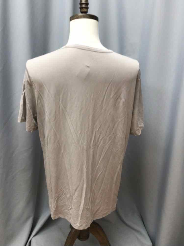 SIZE LARGE VUORI Men's SHIRTS