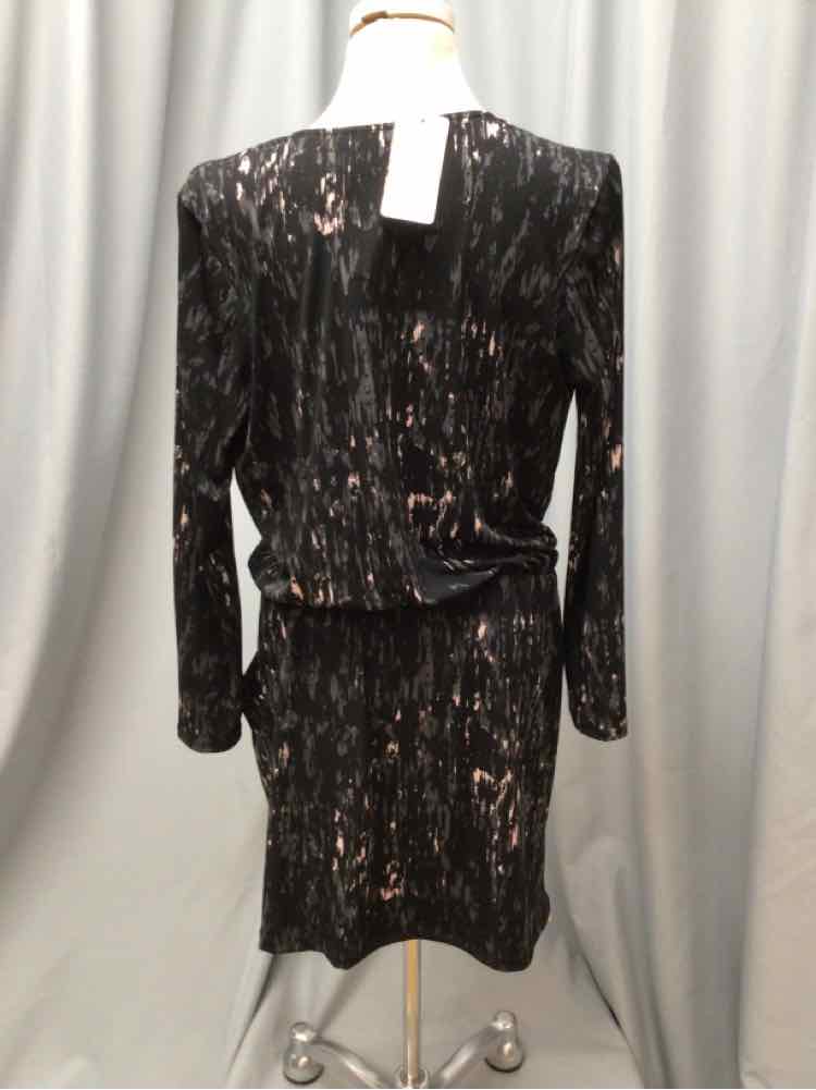 PEYTON JENSEN SIZE LARGE Ladies DRESS