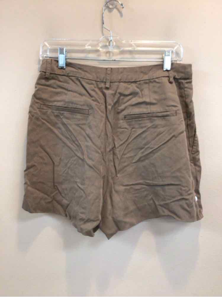 REFORMATION SIZE 8 Ladies SHORTS
