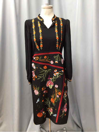 VICKY AND LUCAS SIZE MEDIUM Ladies DRESS