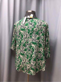 C & C CALIFORINA SIZE 2 X Ladies TOP