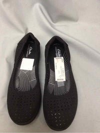 CLARKS SIZE 11 Ladies SHOES