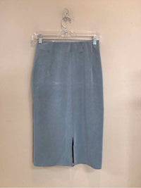 LULULEMON SIZE 4 Ladies SKIRT