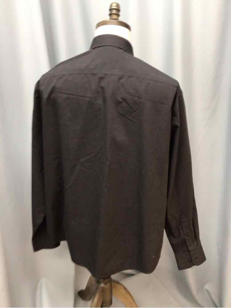 SIZE X LARGE UNTUCKIT Men's SHIRTS