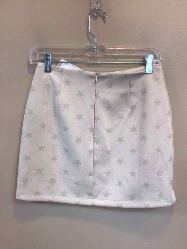 LELIS SIZE SMALL Ladies SKIRT