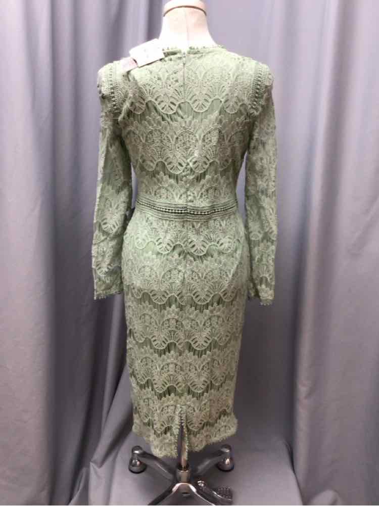 LOVE X DESIGN SIZE LARGE Ladies DRESS
