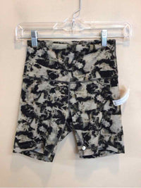 LULULEMON SIZE 4 Ladies EXERCISE