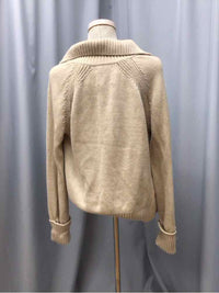 ABERCROMBIE & FITCH SIZE LARGE Ladies TOP