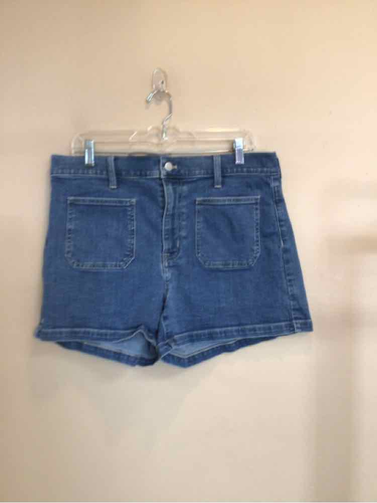 J CREW SIZE 31 Ladies SHORTS