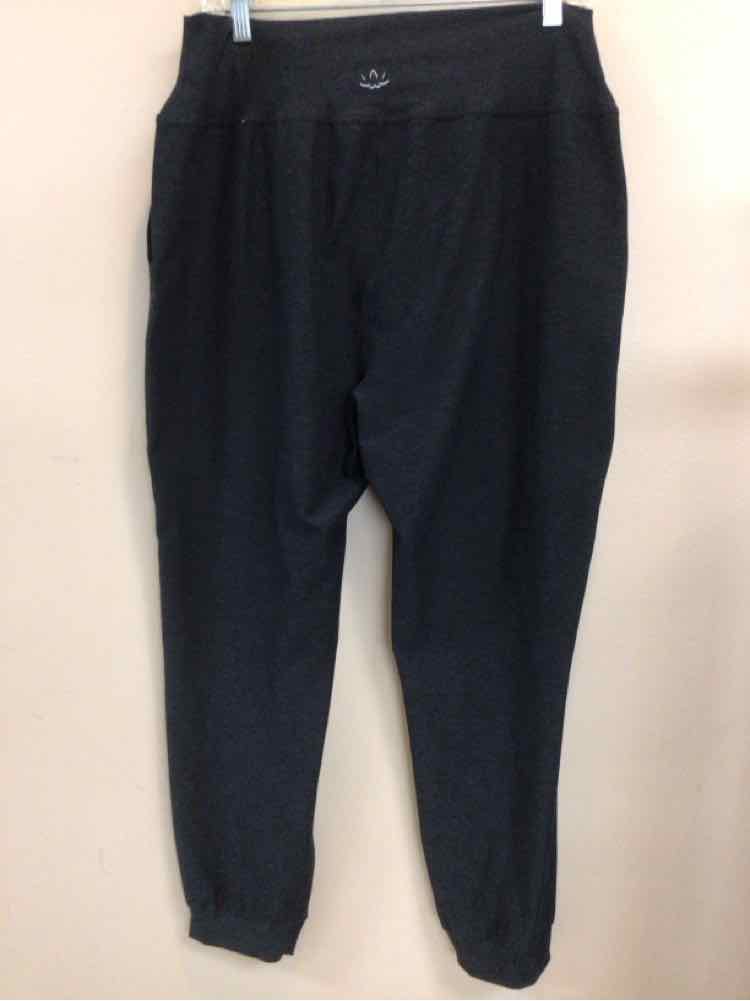 BEYOND YOGA SIZE X LARGE Ladies EXERCISE