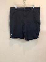 GLORIA VANDERBILT SIZE 16 Ladies SHORTS