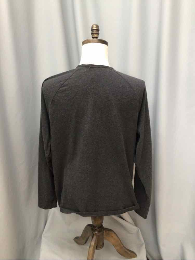 SIZE X LARGE UGG Men's SHIRTS