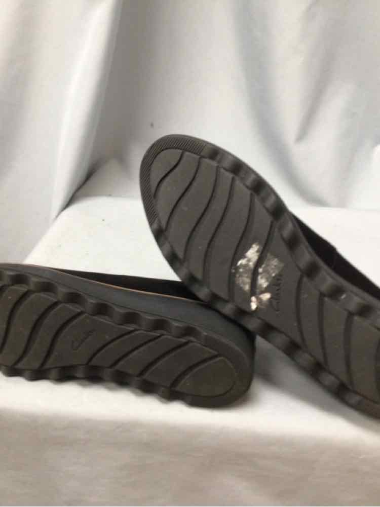 CLARKS SIZE 11 Ladies SHOES