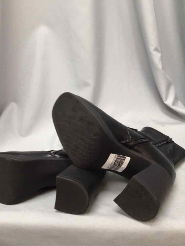 STEVE MADDEN SIZE 8 Ladies SHOES