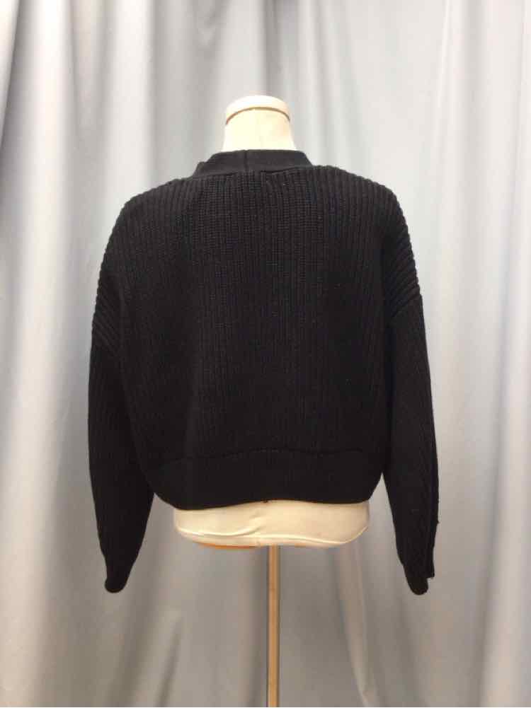H & M SIZE SMALL Ladies TOP