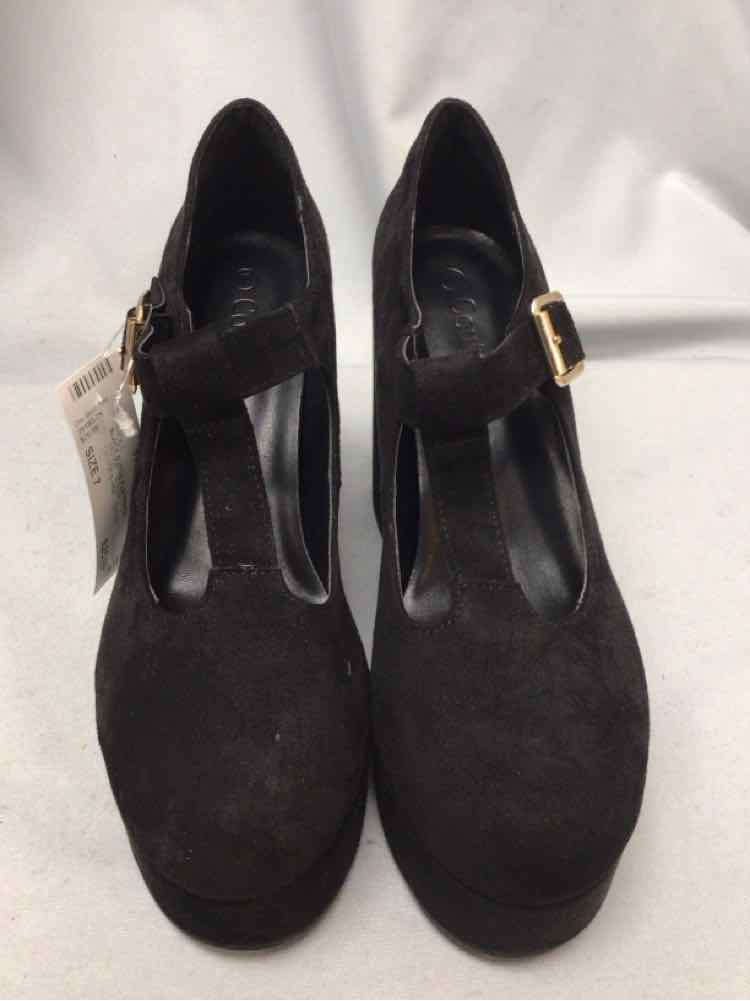 COUTGO SIZE 7 Ladies SHOES