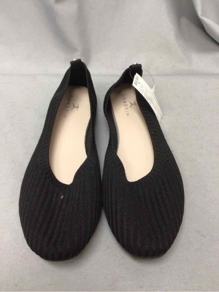 DANSKIN SIZE 10 Ladies SHOES