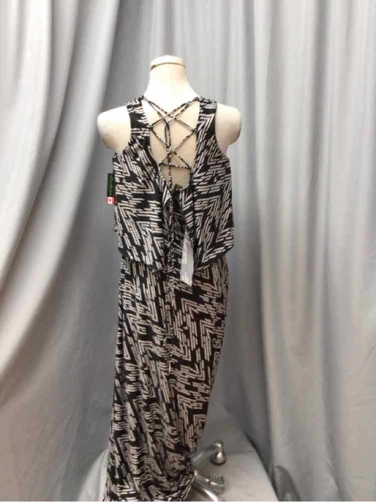 CARTISE SIZE 6 Ladies DRESS