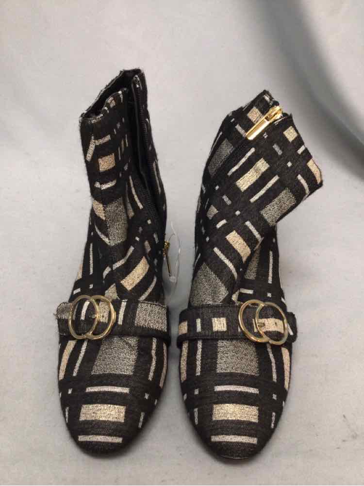 BLEECKER && BOND SIZE 8 Ladies SHOES