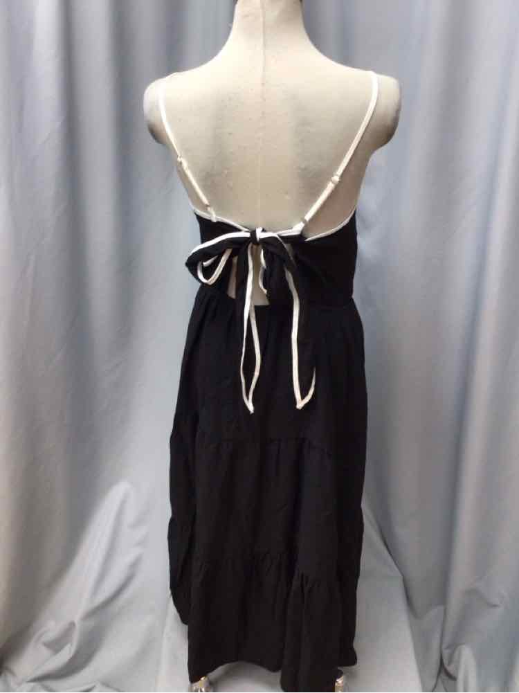 BLU PEPPER SIZE LARGE Ladies DRESS