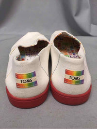 TOMS SIZE 8 Ladies SHOES