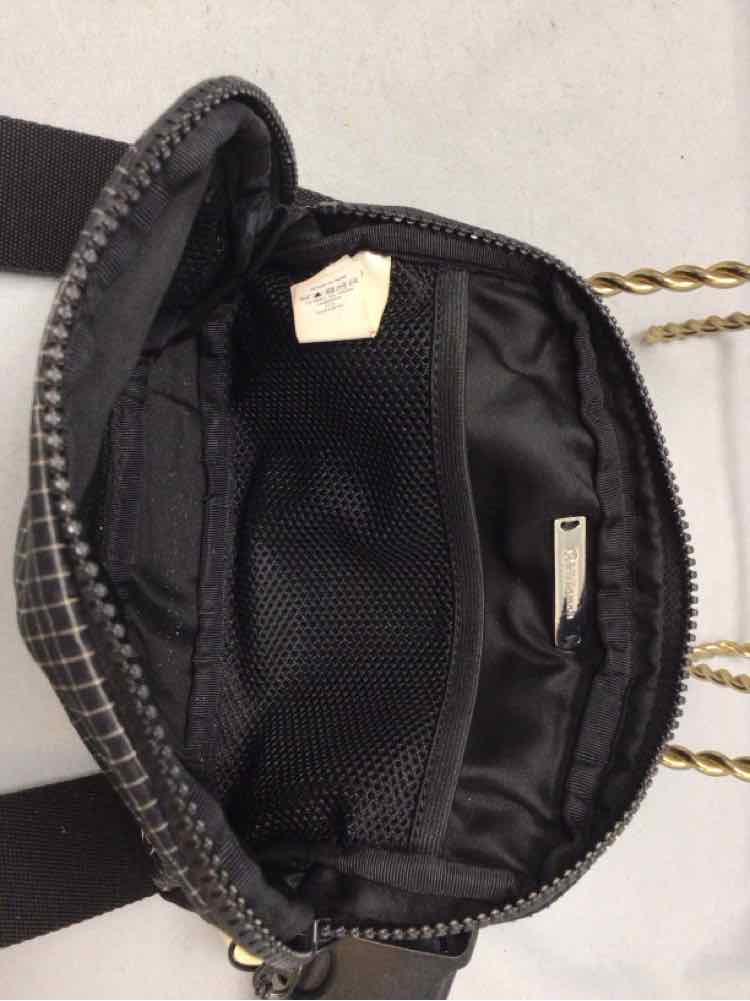 LULULEMON Ladies BAG