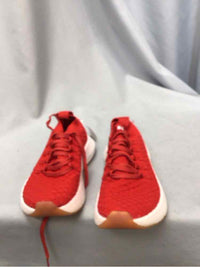 NO BULL SIZE 5 1/2 Ladies SHOES