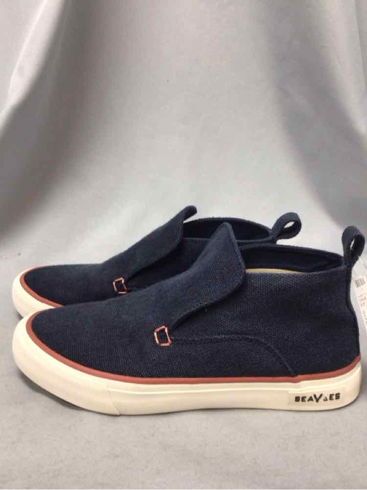 SEAVEES SIZE 7 1/2 Ladies SHOES