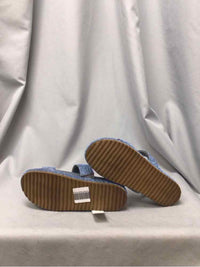 REACTION SIZE 9 1/2 Ladies SHOES