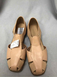 AEROSOLES SIZE 8 Ladies SHOES