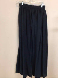 ABERCROMBIE & FITCH SIZE MEDIUM Ladies SKIRT
