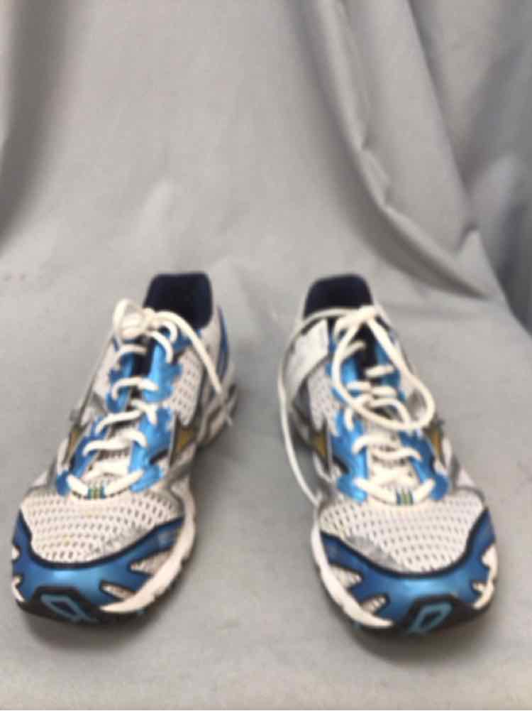 MIZUNO SIZE 9 Ladies SHOES